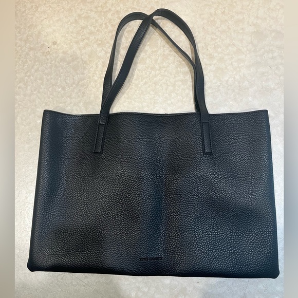Vince Camuto Leather Bag - brand new - Picture 1 of 6